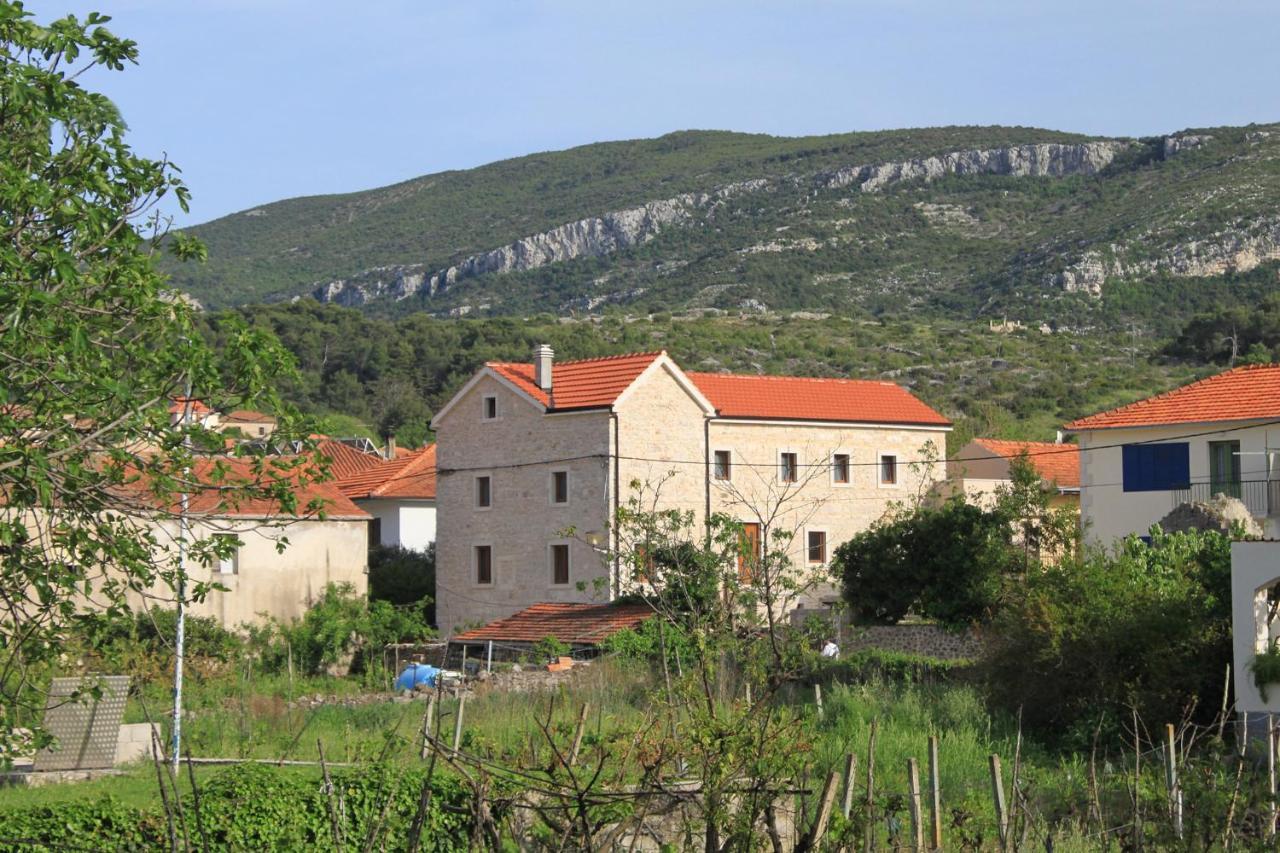 Apartments With A Parking Space Jelsa, Hvar - 8713 Jelsa  Eksteriør billede